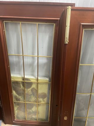 Puertas de cristal con marco de madera