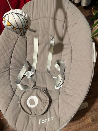 Hamaca mecedora eléctrica bebé Lionello Iris