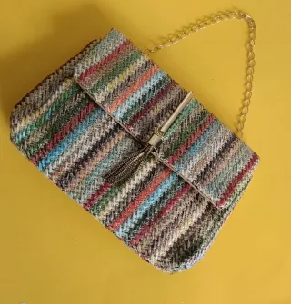 Borsetta a Tracolla Multicolore con Nappina