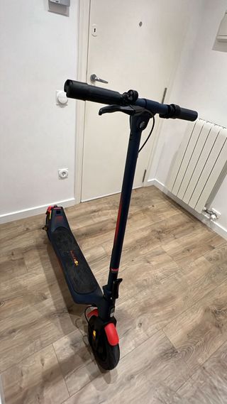 Patinete Xiaomi x Redbull