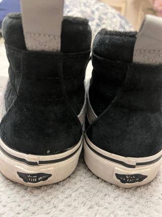 Zapatillas Vans Negras y Grises