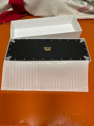 Seiko Sports Brian May Red Special 2