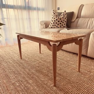 Mesa centro madera maciza y piedra