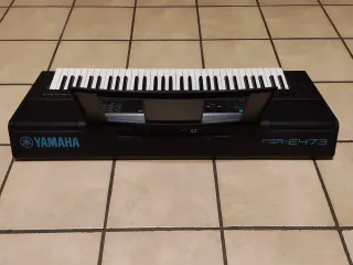 Tastiera Yamaha PSR-E473
