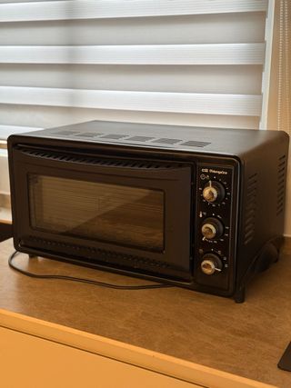 Horno eléctrico negro