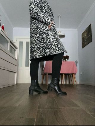 Botines negros talla 38