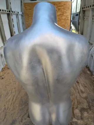 Maniquí Torso Hombre Plata