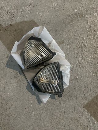 Luz ambiente inferior espejos golf 5