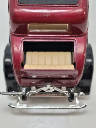 Ford 3 Windows Coupé 1932 Sunnyside scala130.Usato