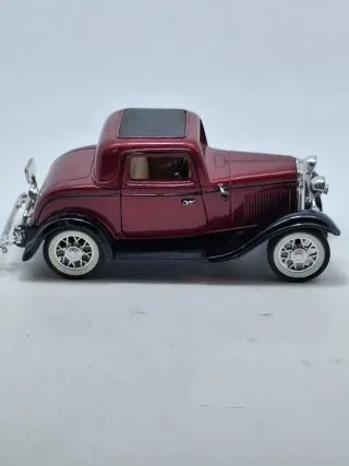 Ford 3 Windows Coupé 1932 Sunnyside scala130.Usato