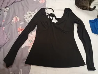 Camiseta negra manga larga