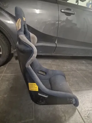 Baquet Momo Azul y Gris