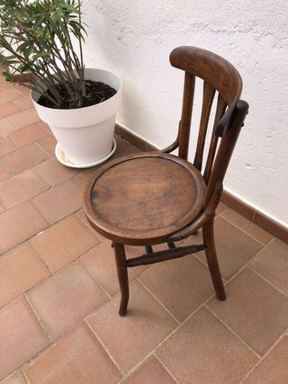 Silla estilo Thonet madera