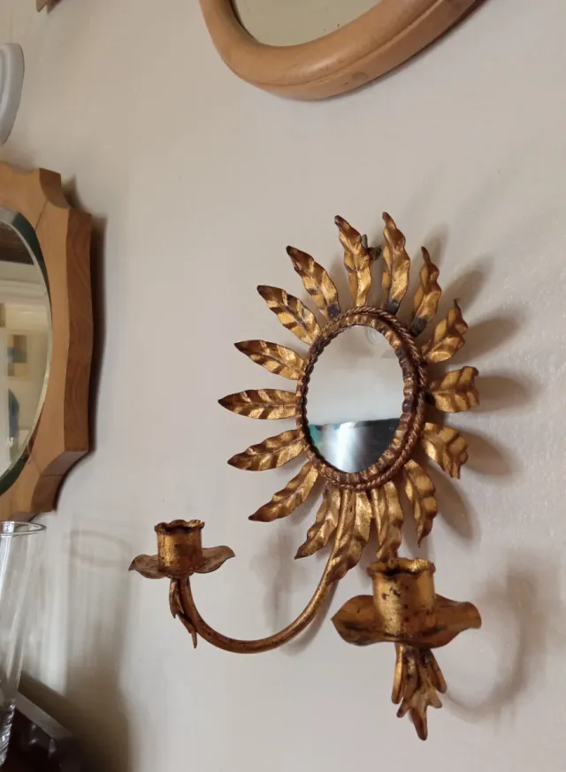 Apliques vintage dorados con espejo