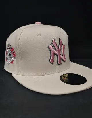 Gorra New Era 59Fifty Beige y Rosa Talla 7.1/4