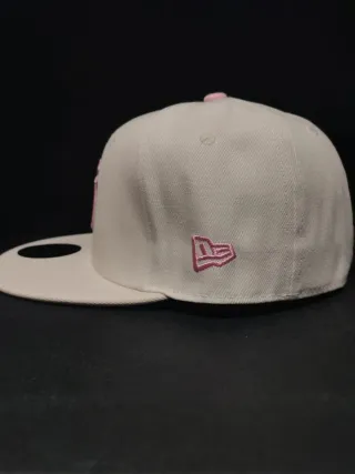 Gorra New Era 59Fifty Beige y Rosa Talla 7.1/4