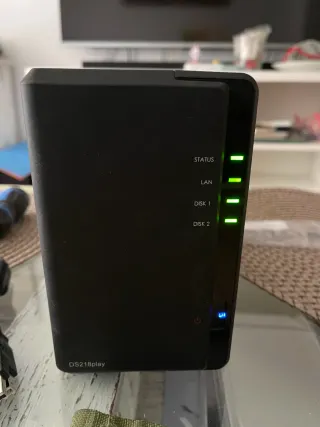 NAS Synology DS218 Play con 2 discos duros