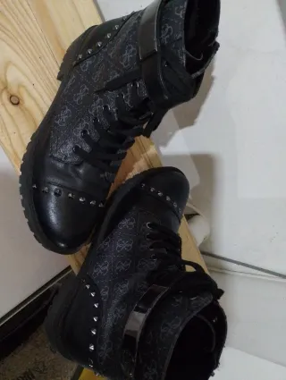 Scarponcini Guess N.40