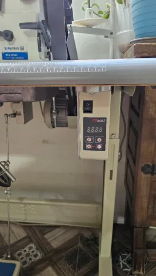 Máquina de coser BSM 20U-93 Semi-industrial