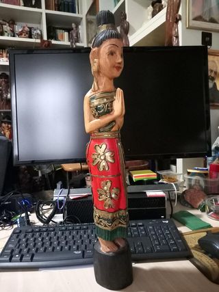 Scultura Tailandese in Legno - Donna