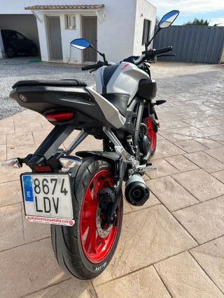 Yamaha MT 125 Naked Manual