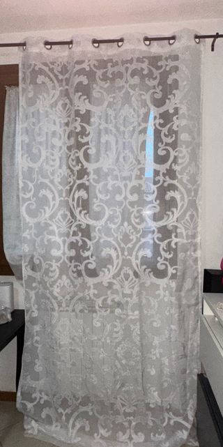 Tenda trasparente con disegno damascato