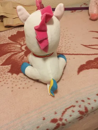Peluche unicornio musical y con luz