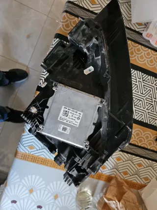 Faro Audi Q2 izquerdo