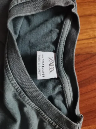 Camiseta Zara Gris Manga Larga