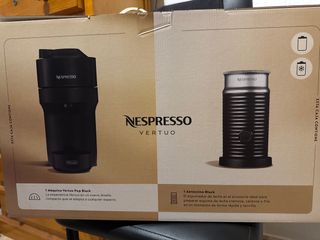 Cafetera Nespresso Vertuo Pop Black + Aeroccino