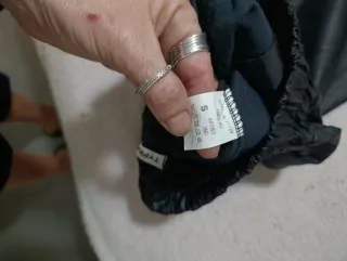 Pantalón efecto piel