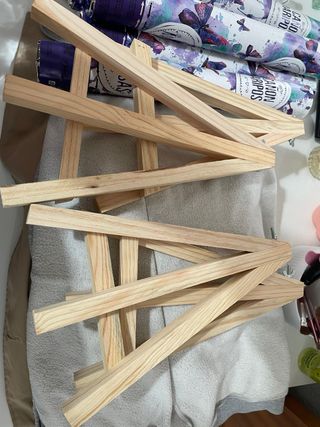 Trípode de madera para poner fotos