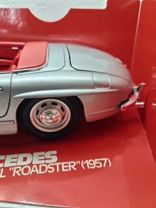 Mercedes Benz 300 SL Roadstar 1957 Bburago 1:18