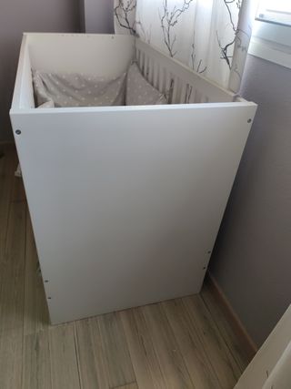Cuna bebé blanca 120x60 buen estado con colchón