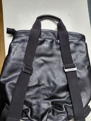 Bolso Mochila Piel Slang Negro