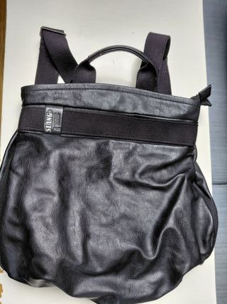 Bolso Mochila Piel Slang Negro