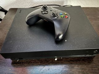 Xbox One X Negra