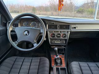 Mercedes-Benz 190E W201