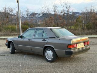 Mercedes-Benz 190E W201