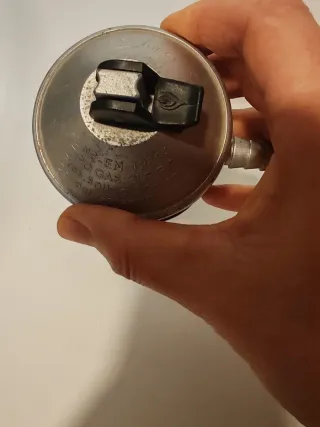 Regulador de gas 28-30 mbar