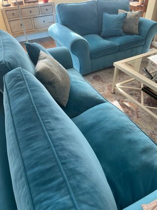 2 Sofás de tela (3 y 2 plazas)