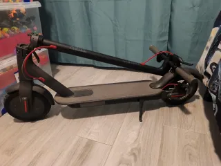 Patinete Eléctrico Negro