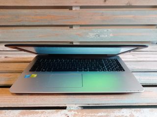 ASUS CORE I7-DISC 1TB-RAM 8GB-NVDIA-W11-LED 15"