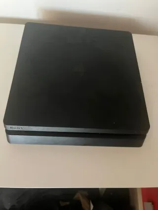 Consola PlayStation 4 Negra