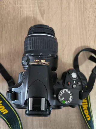 Cámara Réflex Nikon D3200 + Objet 18-55 y 55-200mm