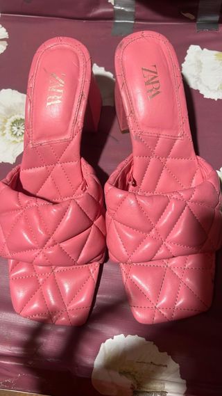Sandalias Zara tacón rosa acolchadas