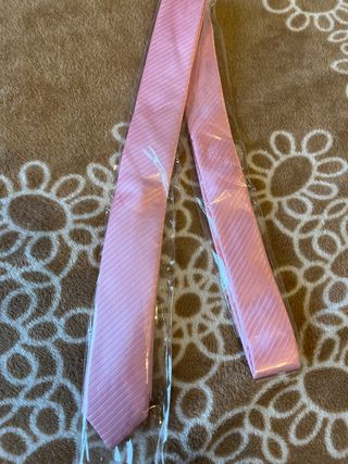 Corbata rosa NUEVO