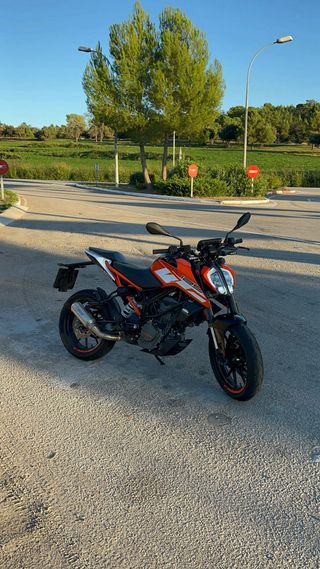 KTM Duke 125 2019 Naranja