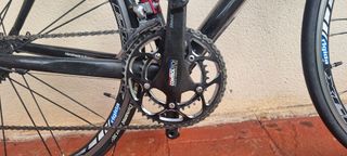 Bicicleta de carretera Controltech carbono.