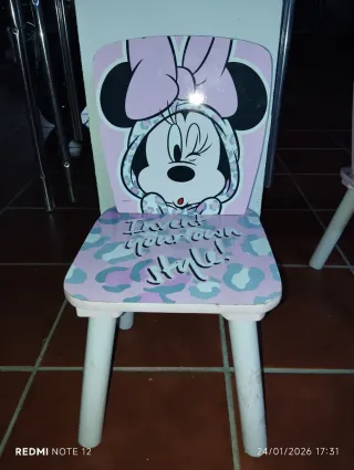 Mesa y 2 Sillas Minnie